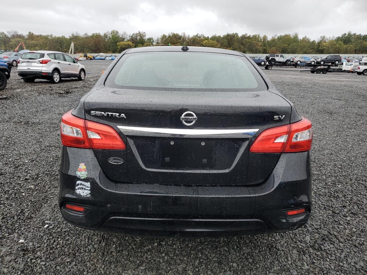 2018 Nissan Sentra S VIN: 3N1AB7AP1JL649767 Lot: 82317435
