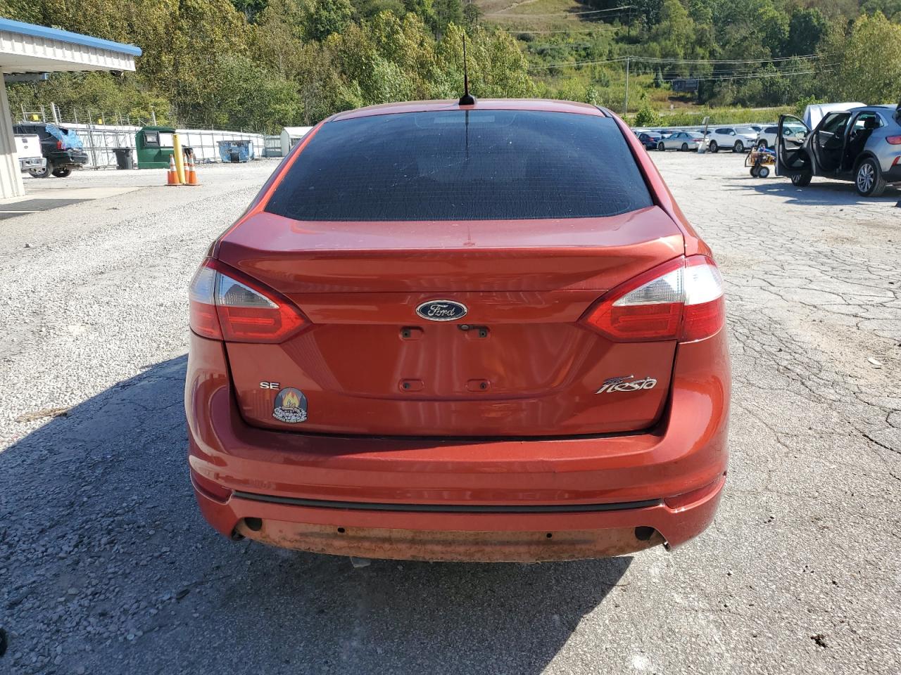 2018 Ford Fiesta Se VIN: 3FADP4BJ3JM136847 Lot: 84421485