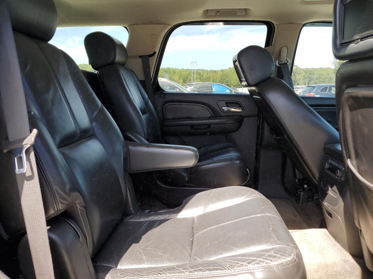 2007 GMC Yukon Denali VIN: 1GKFK63887J351644 Lot: 82001995