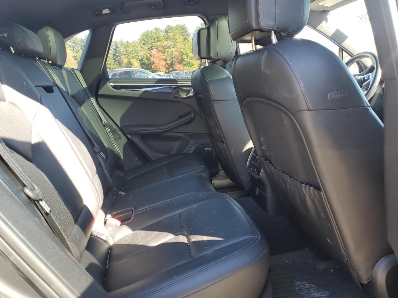 2018 Porsche Macan VIN: WP1AA2A57JLB11036 Lot: 85388735