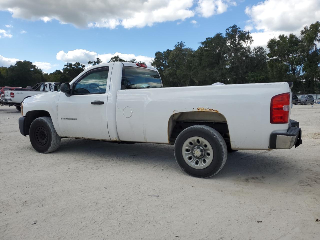 2013 Chevrolet Silverado C1500 white pickup gas 1GCNCPEX1DZ376039 photo #3