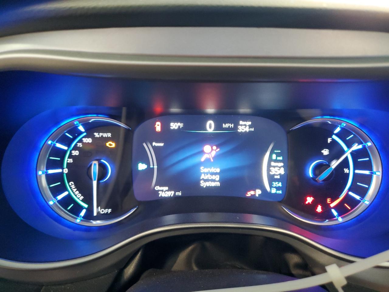 2018 Chrysler Pacifica Hybrid Touring Plus VIN: 2C4RC1H78JR164576 Lot: 90400475