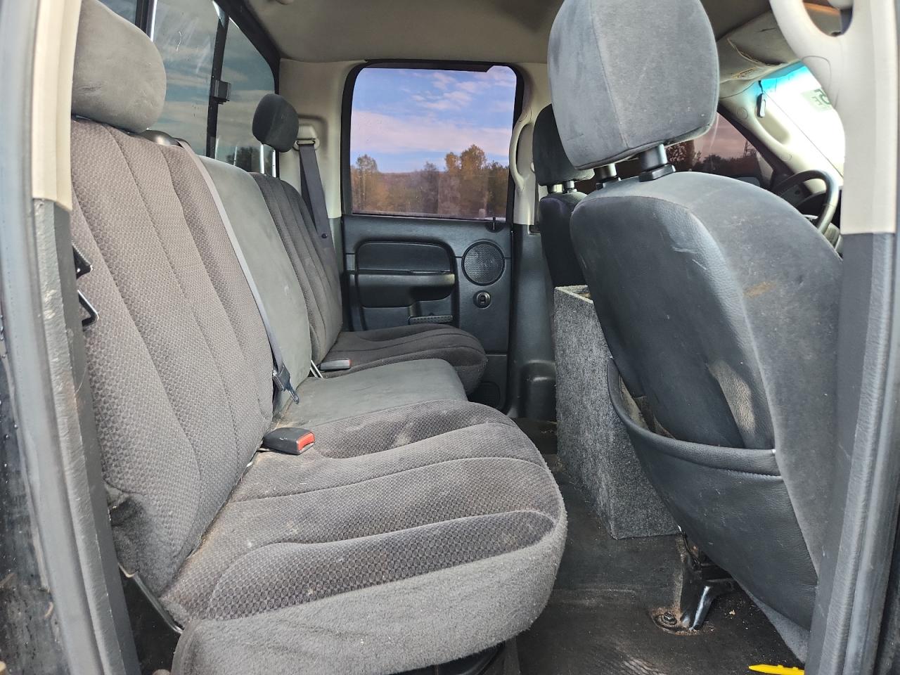 2004 Dodge Ram 1500 St VIN: 1D7HU18DX4J270394 Lot: 86296905