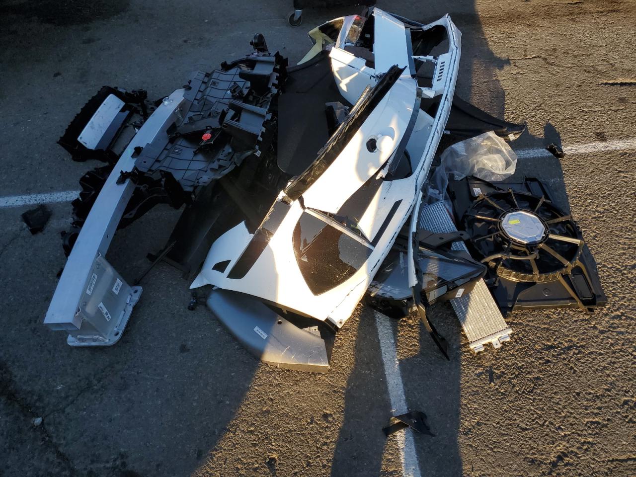 2025 Hyundai Ioniq 6 Sel VIN: KMHM34AA2SA099310 Lot: 81915495