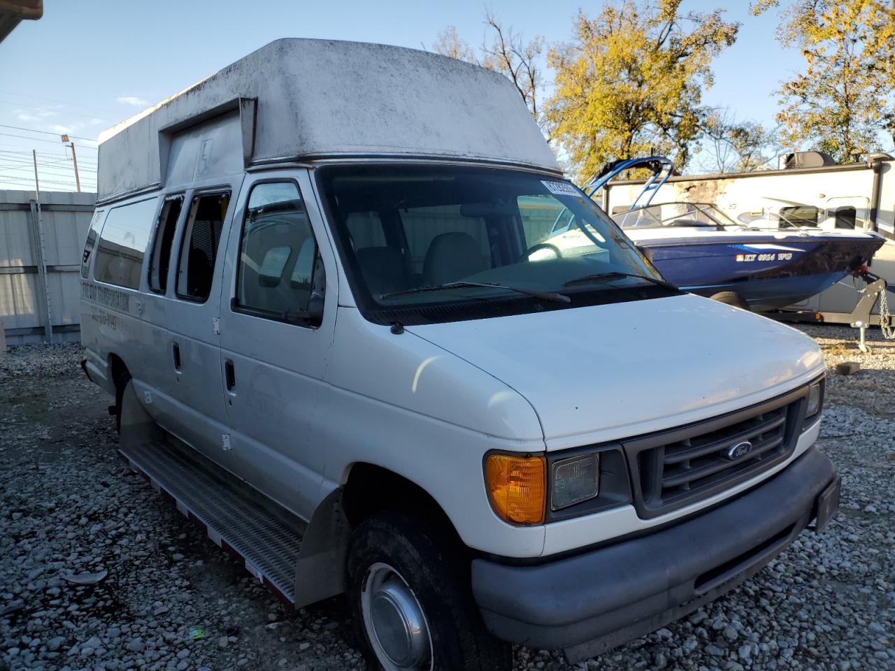 2005 Ford Econoline E350 Super Duty Van VIN: 1FTSS34L05HB37327 Lot: 87282555