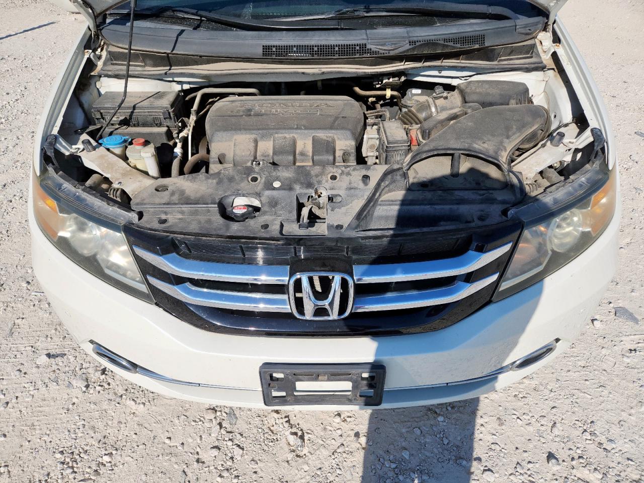 2015 Honda Odyssey Touring VIN: 5FNRL5H98FB045583 Lot: 82358465