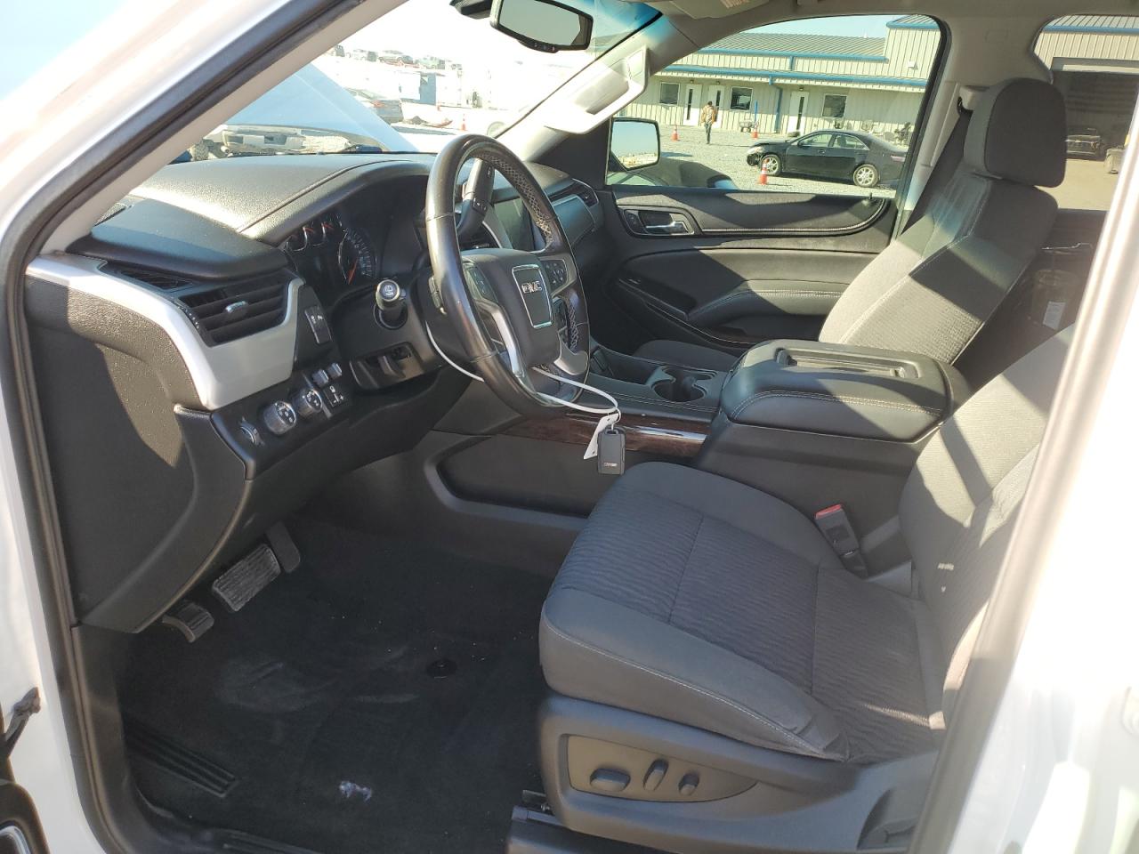 2018 GMC Yukon Xl K1500 Sle VIN: 1GKS2FKC5JR239672 Lot: 86179445