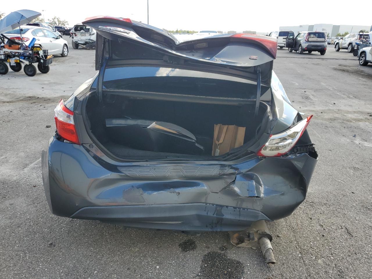 2014 Toyota Corolla L VIN: 5YFBURHE1EP113440 Lot: 90523185