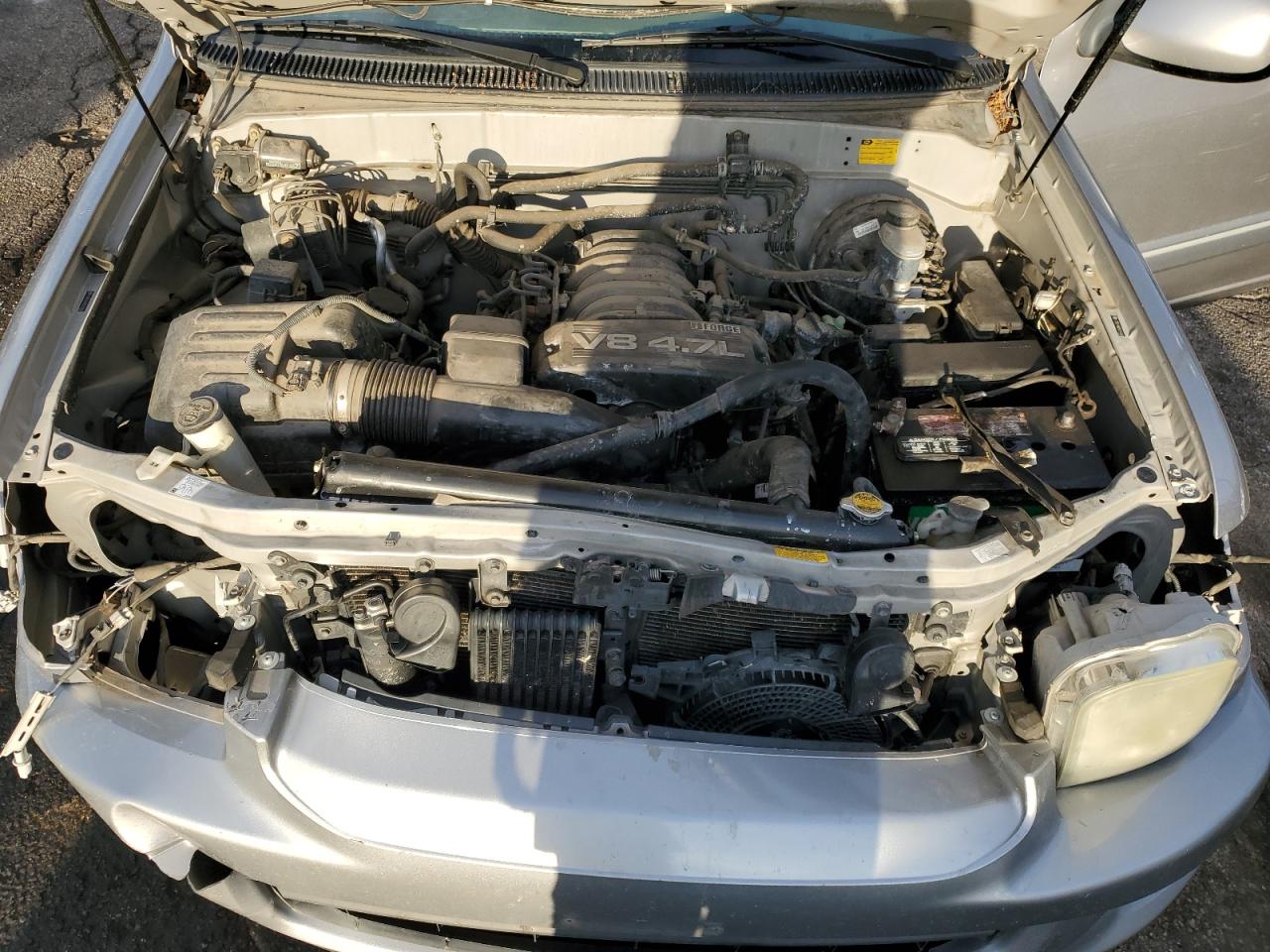 2005 Toyota Sequoia Sr5 VIN: 5TDBT44AX5S244480 Lot: 84750855