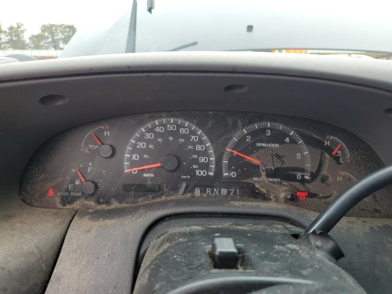 2000 Ford F150 VIN: 1FTRX17W5YNA38566 Lot: 89711855