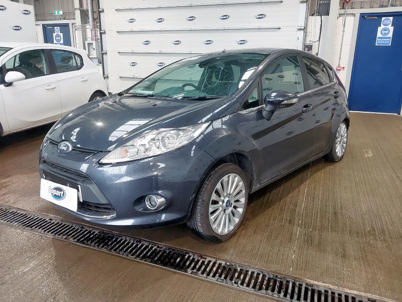 2010 FORD FIESTA TITANIUM AUTO 