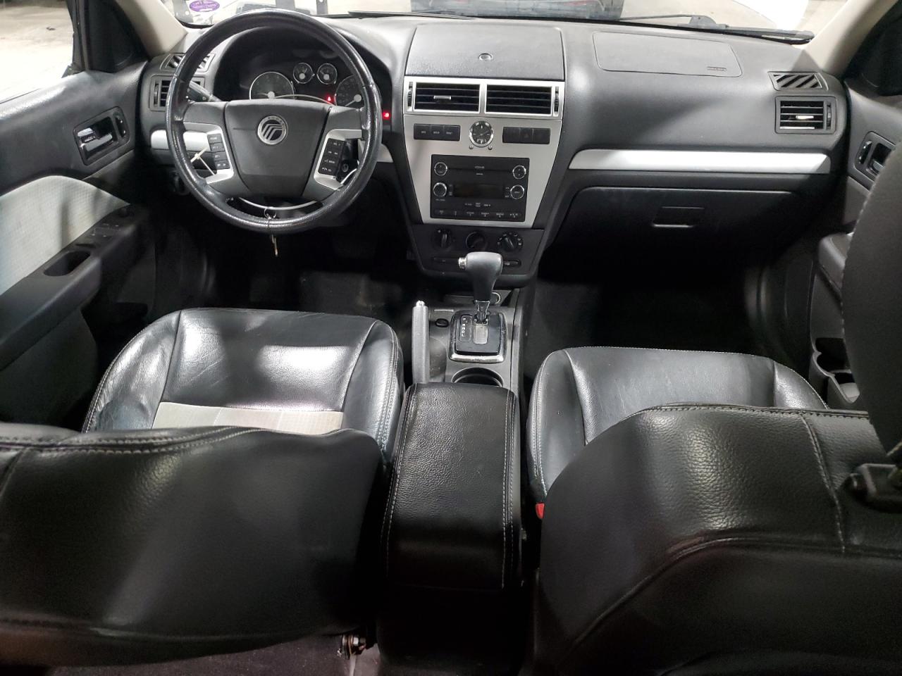 2008 Mercury Milan VIN: 3MEHM07ZX8R645583 Lot: 90110555