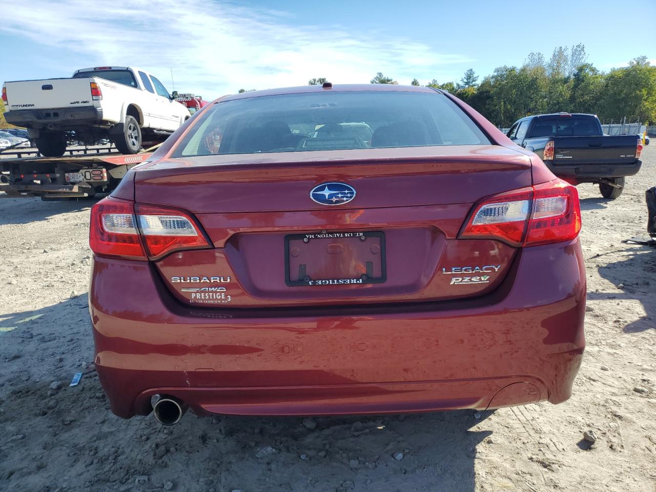 2015 Subaru Legacy 2.5I Limited VIN: 4S3BNAJ61F3024768 Lot: 86508195