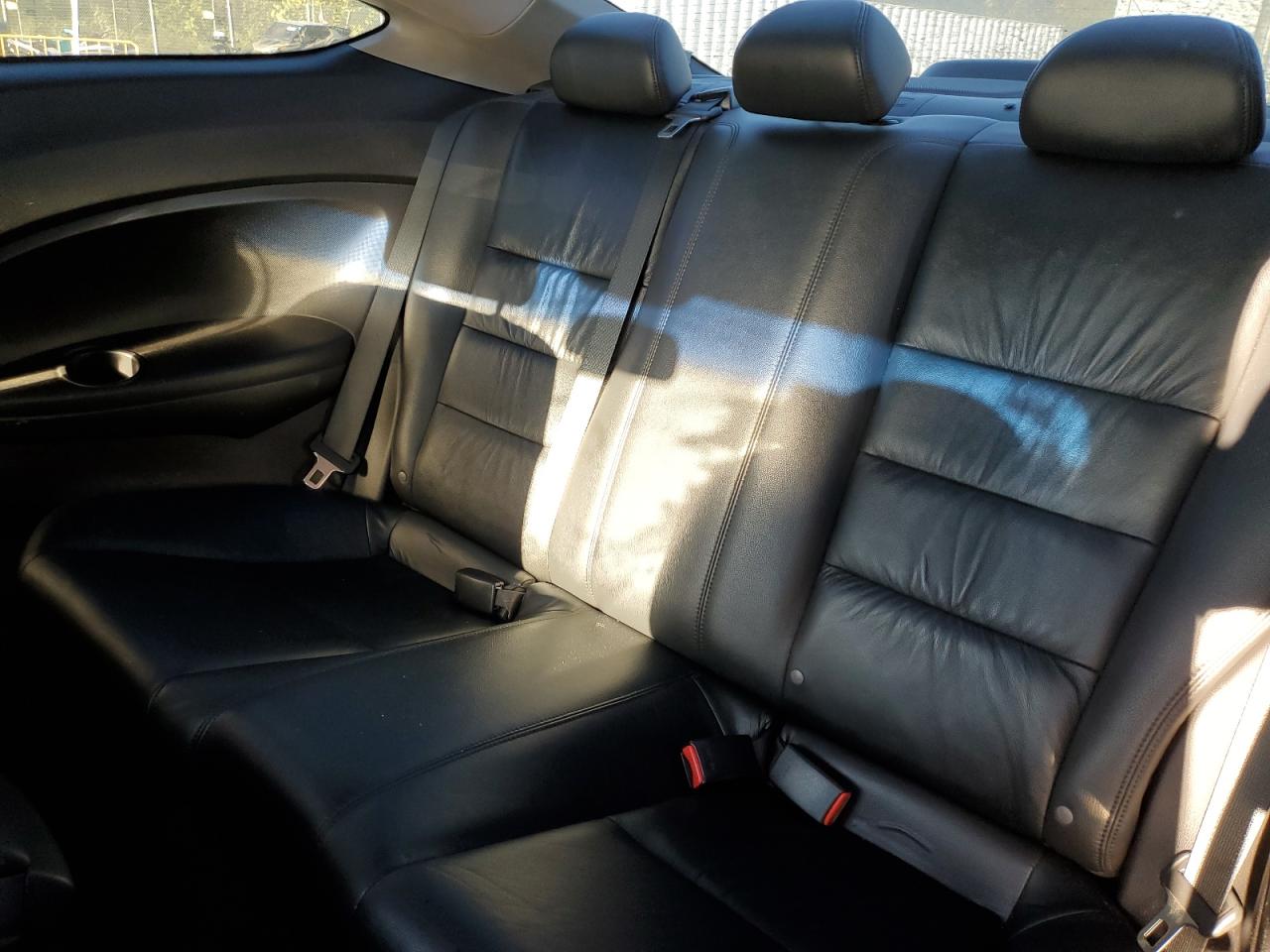 2010 Honda Accord Exl VIN: 1HGCS1B83AA012060 Lot: 82205225