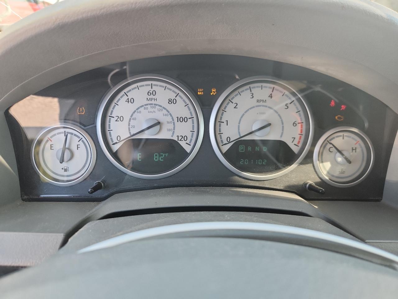 2010 Chrysler Town & Country Touring VIN: 2A4RR5D13AR230307 Lot: 82600555