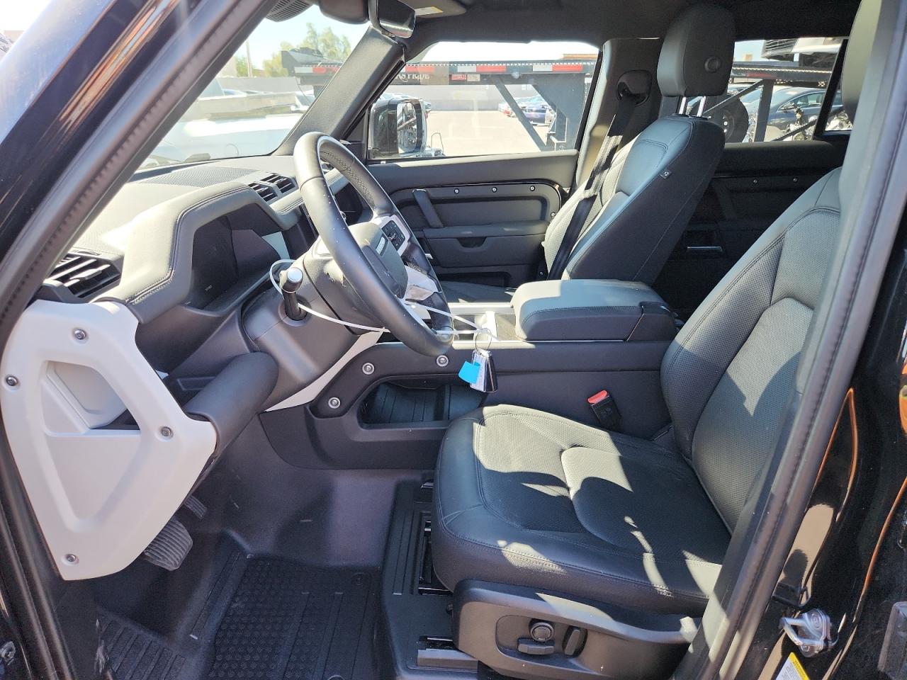 2025 Land Rover Defender 110 S VIN: SALEJ7EX8S2398723 Lot: 85581765