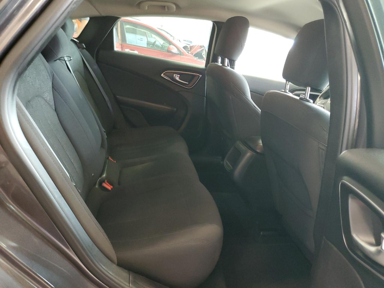 2015 Chrysler 200 Limited VIN: 1C3CCCAB0FN743800 Lot: 85528195