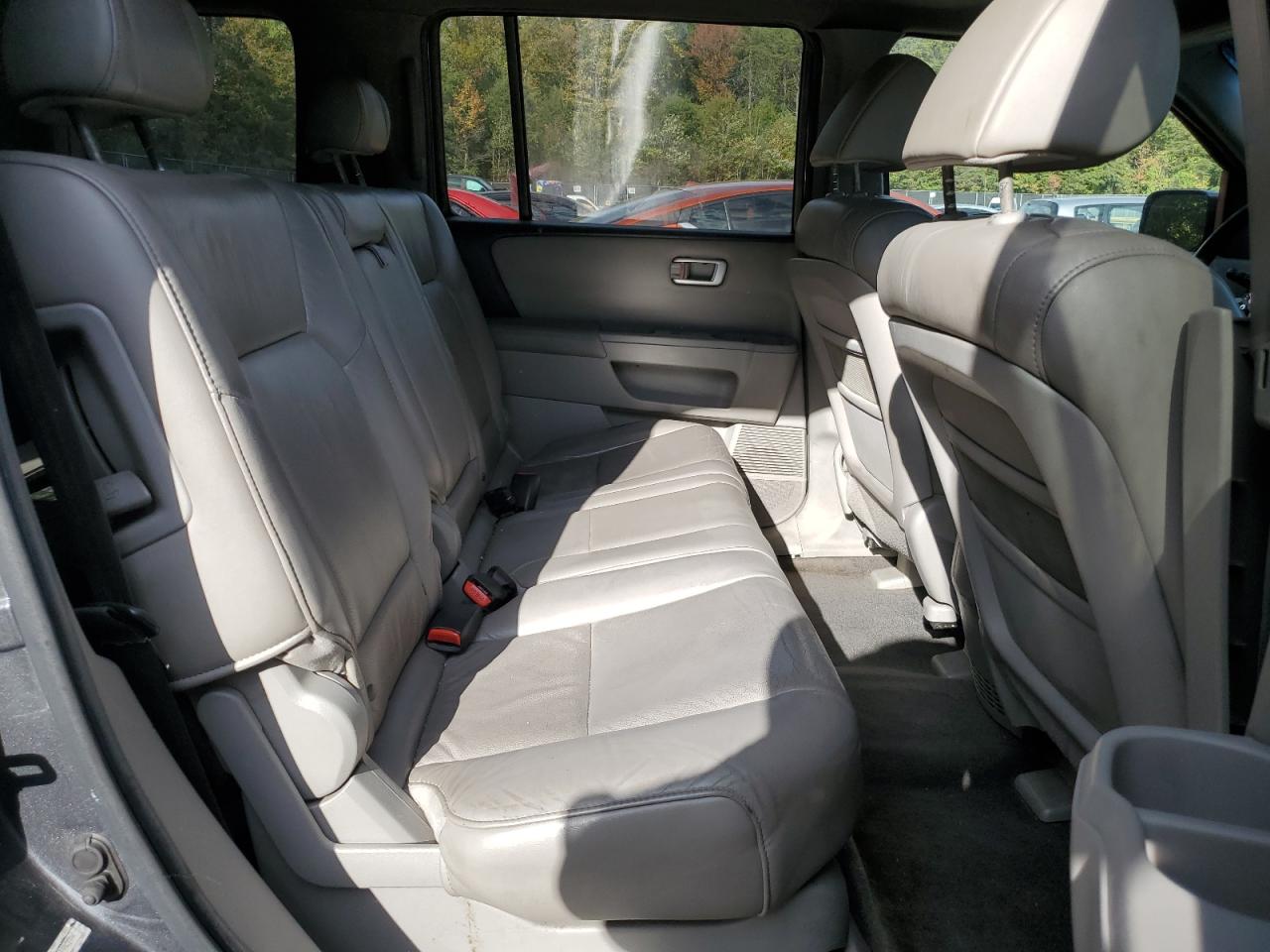 2011 Honda Pilot Exln VIN: 5FNYF4H79BB102962 Lot: 86706705