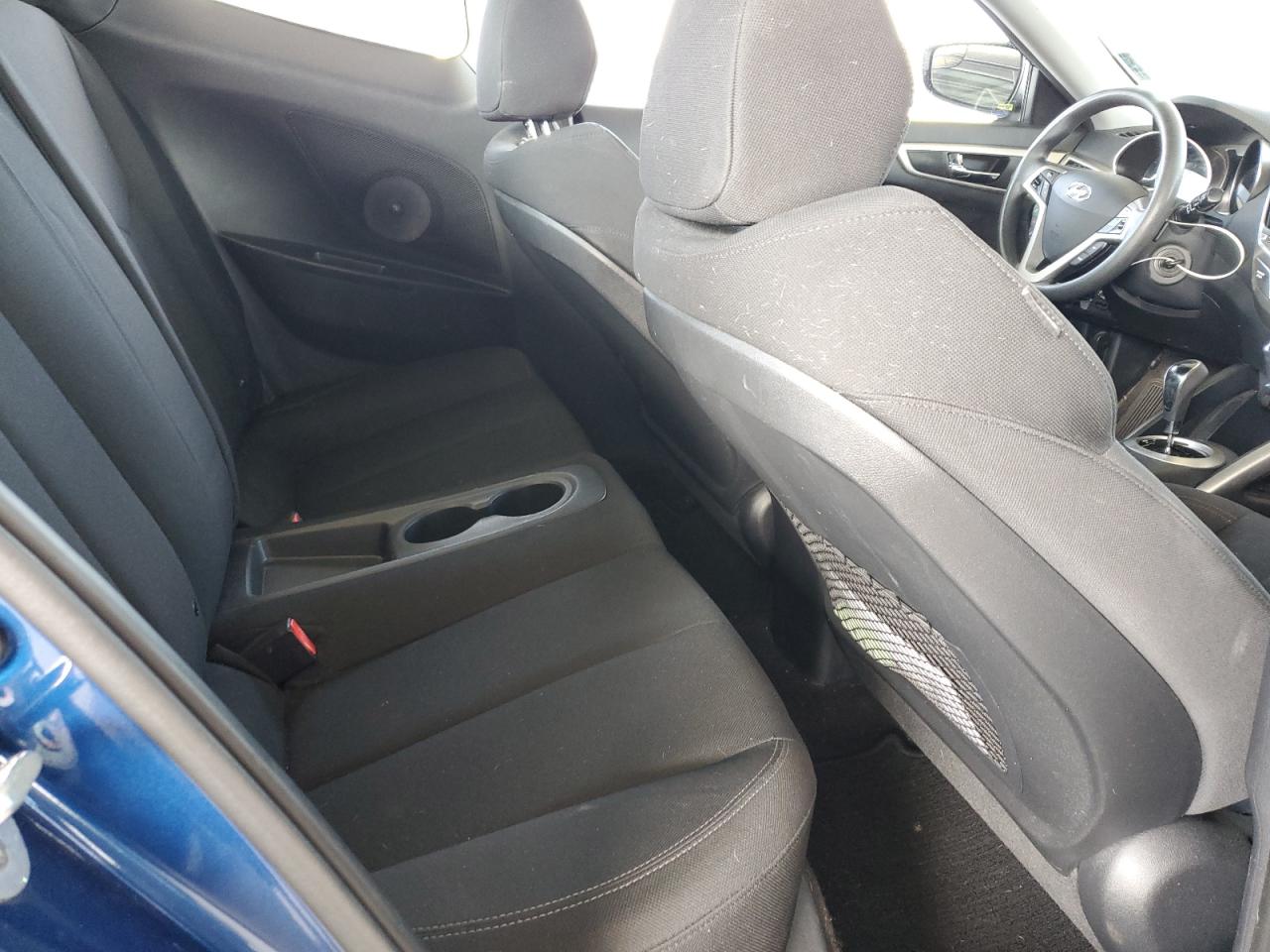 2016 Hyundai Veloster VIN: KMHTC6ADXGU293204 Lot: 82332595