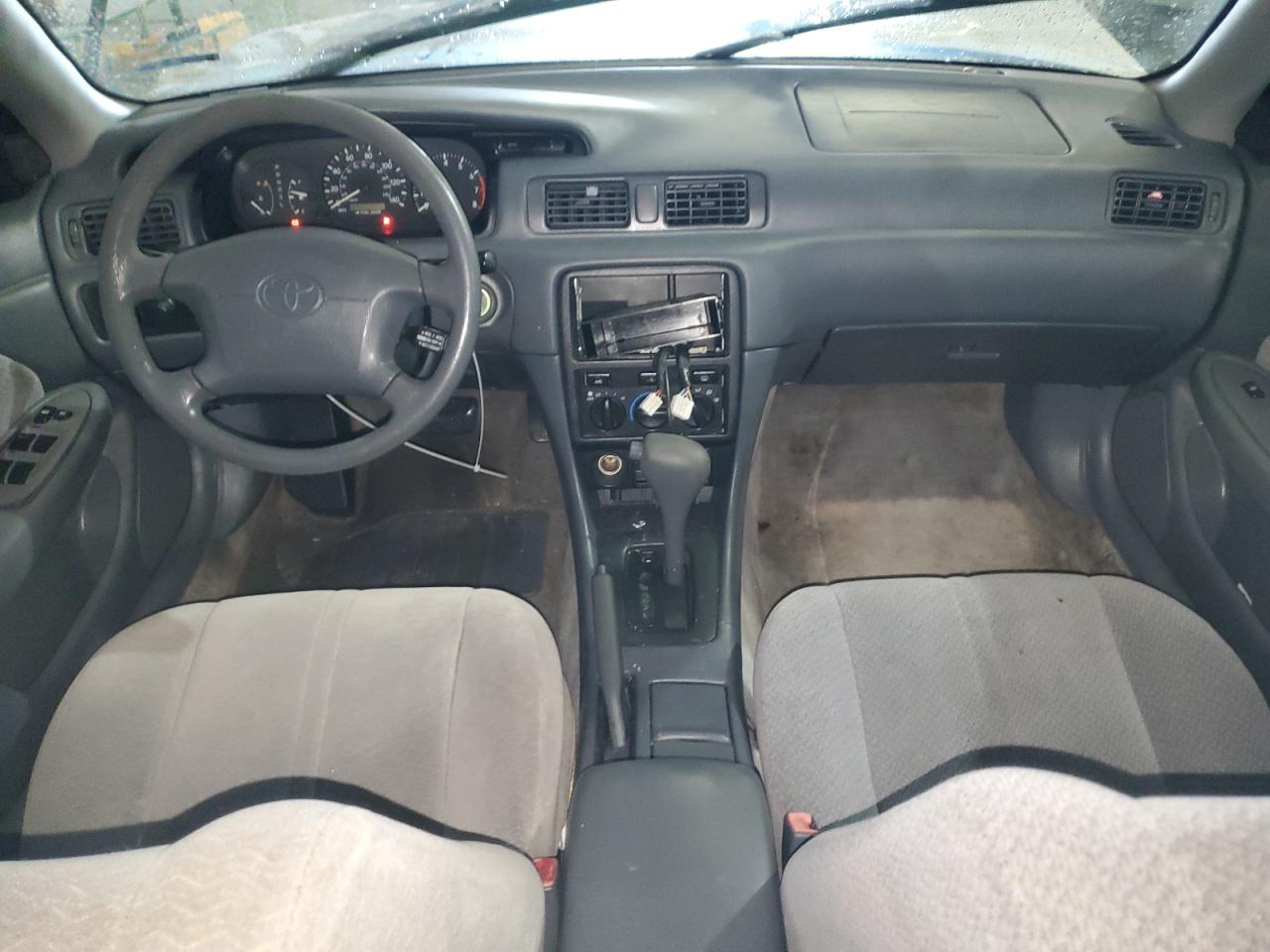 2001 Toyota Camry Ce VIN: 4T1BG22K51U812012 Lot: 85542995