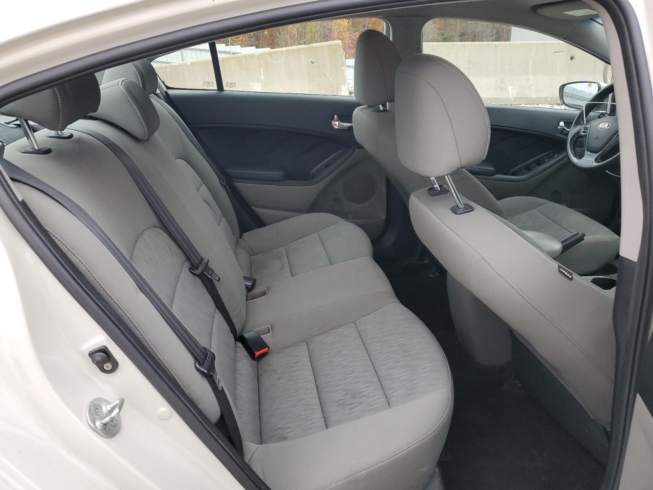 2015 Kia Forte Lx VIN: KNAFK4A62F5280947 Lot: 90452655