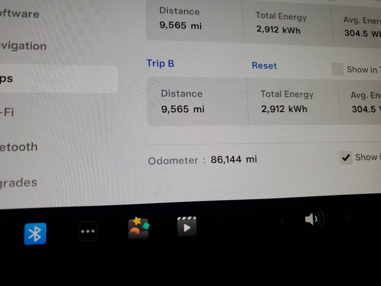 2022 Tesla Model Y VIN: 7SAYGDEF8NF511955 Lot: 87446595