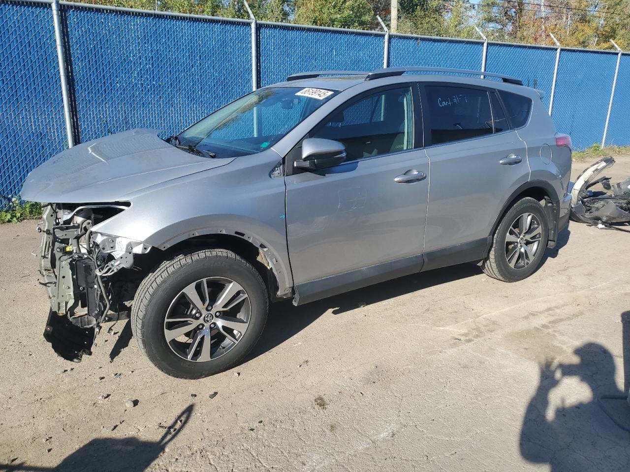TOYOTA RAV4 2018. Lot# 85199145. VIN 2T3RFREV1JW847038. Photo 1