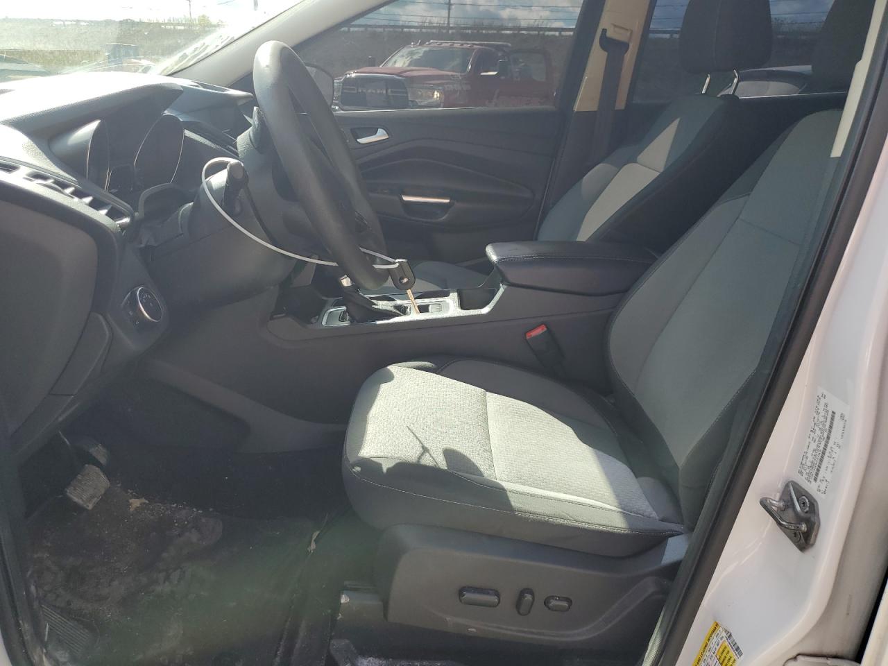 2017 Ford Escape Se VIN: 1FMCU9GD8HUE44516 Lot: 85727245