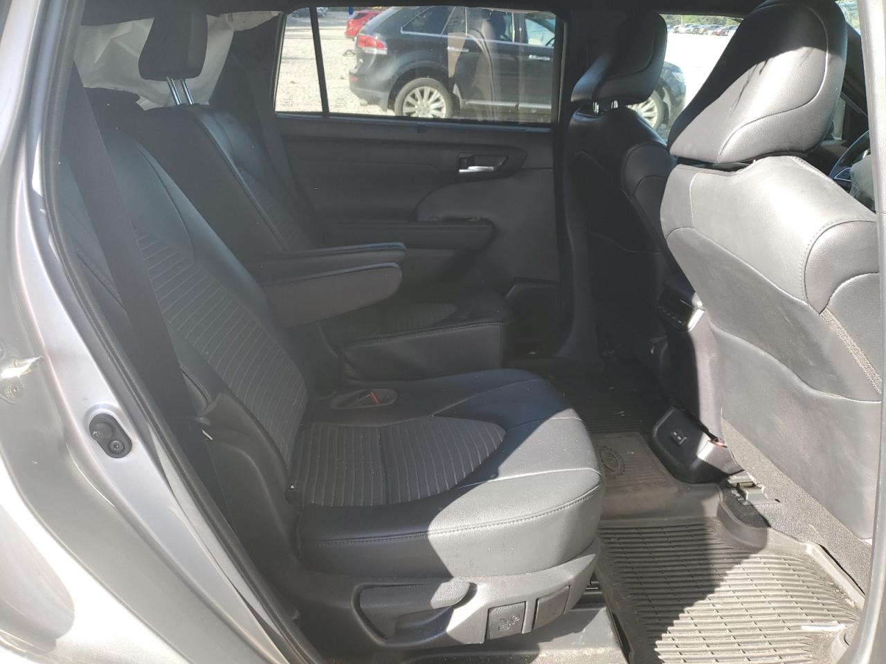 2022 Toyota Highlander Xse VIN: 5TDLZRAH0NS104228 Lot: 84605795