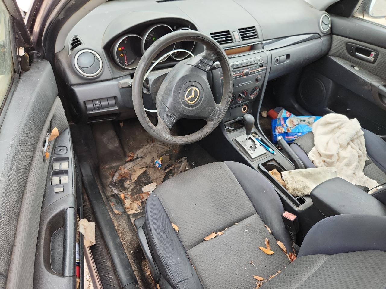 2005 Mazda 3 I VIN: JM1BK12F051329311 Lot: 86080805