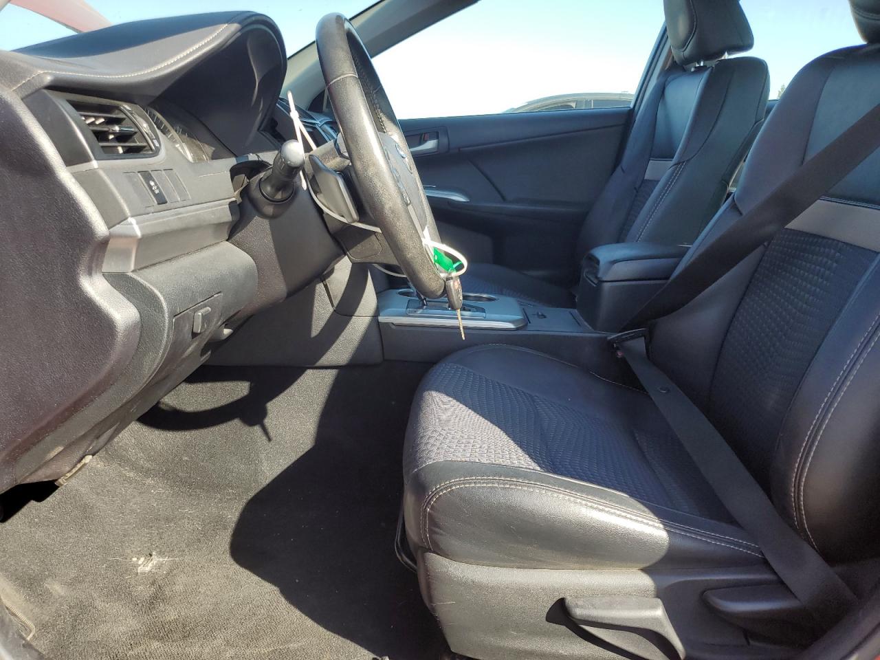 2014 Toyota Camry L VIN: 4T1BF1FKXEU811029 Lot: 85089855