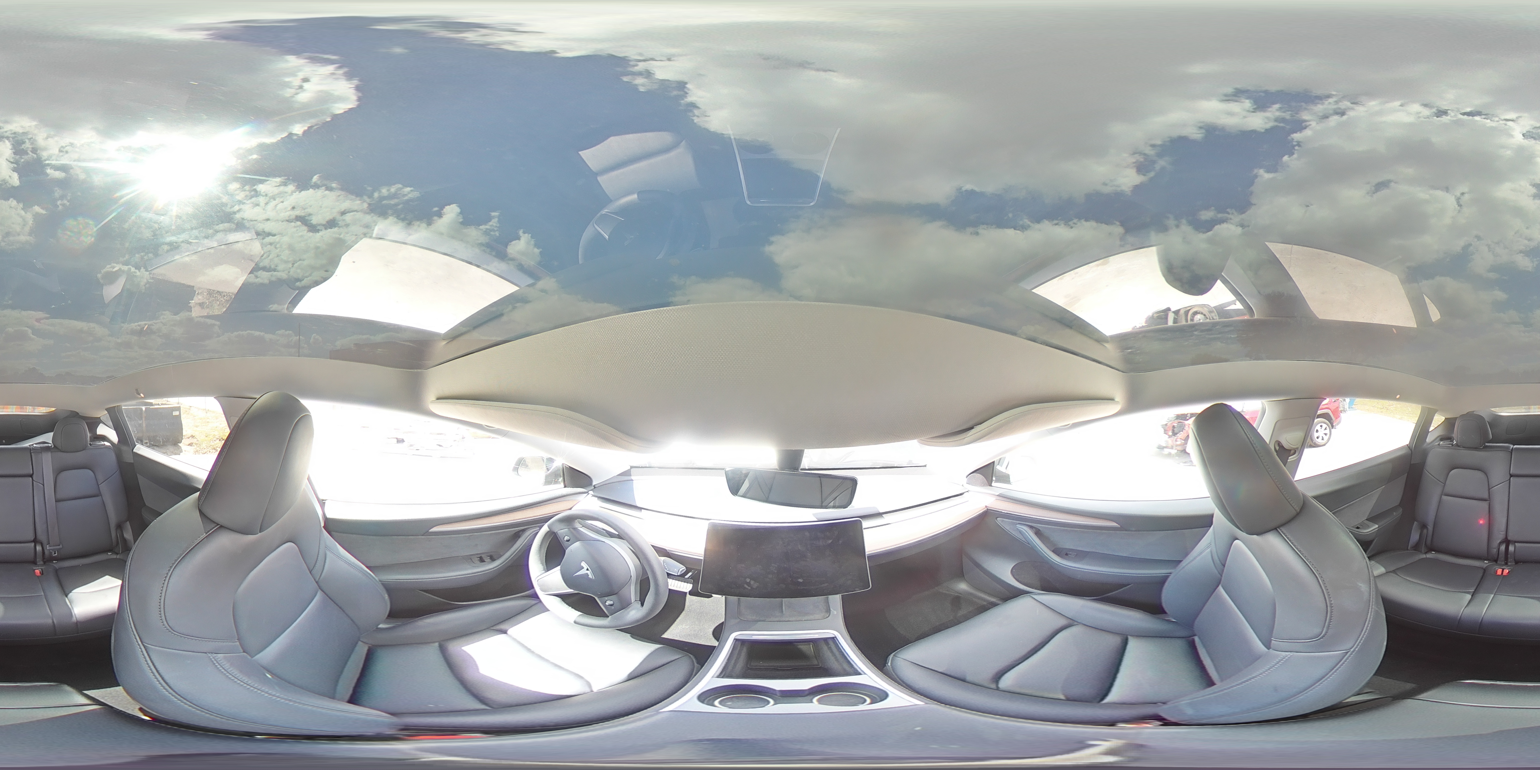 2024 Tesla Model Y VIN: 7SAYGDED8RF055511 Lot: 82562745