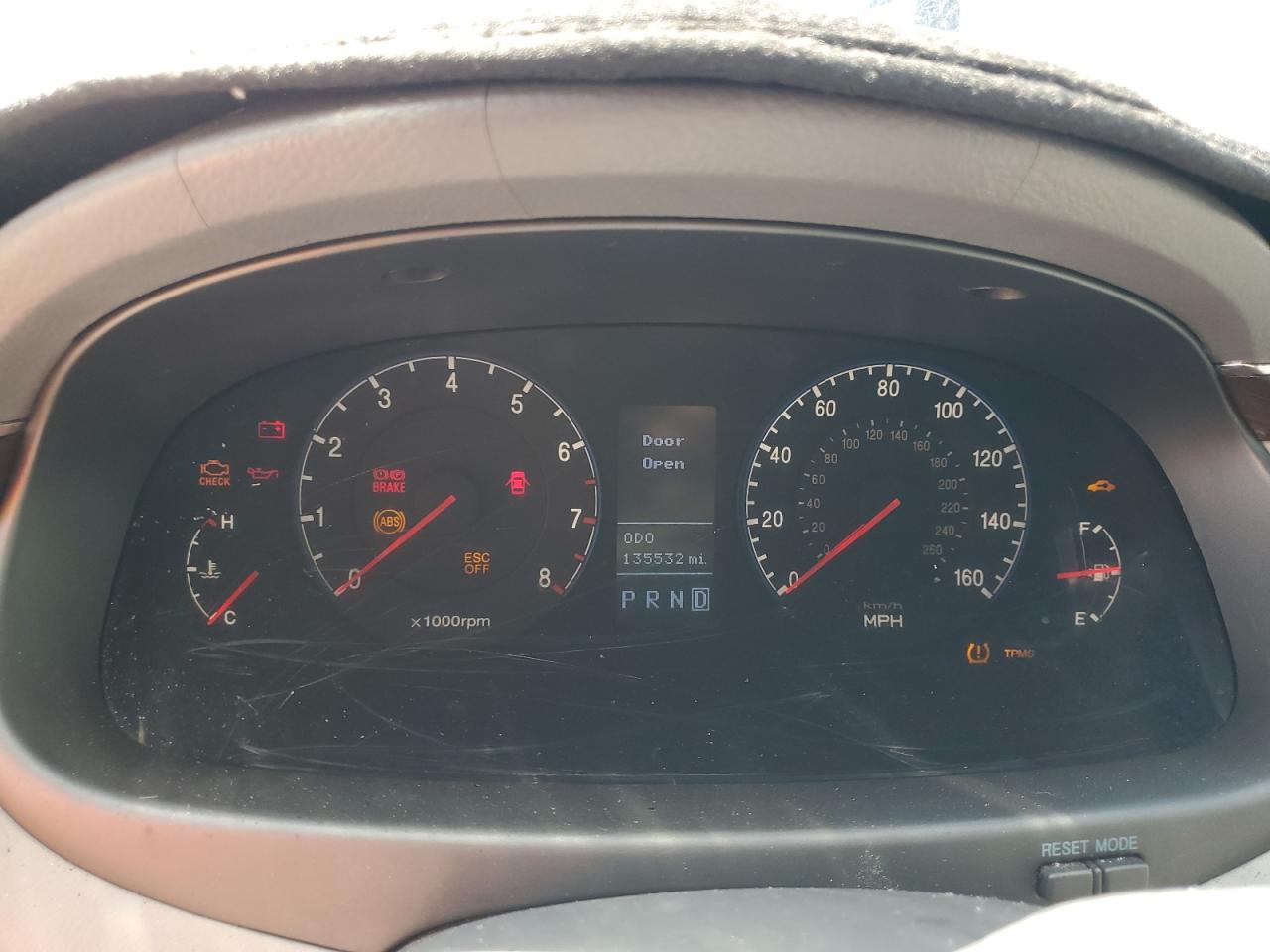 2010 Hyundai Azera Gls VIN: KMHFC4DF8AA513477 Lot: 89574425