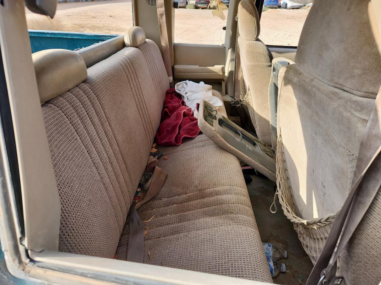 1998 GMC Sierra K2500 VIN: 1GTGK29R5WE520289 Lot: 85267605