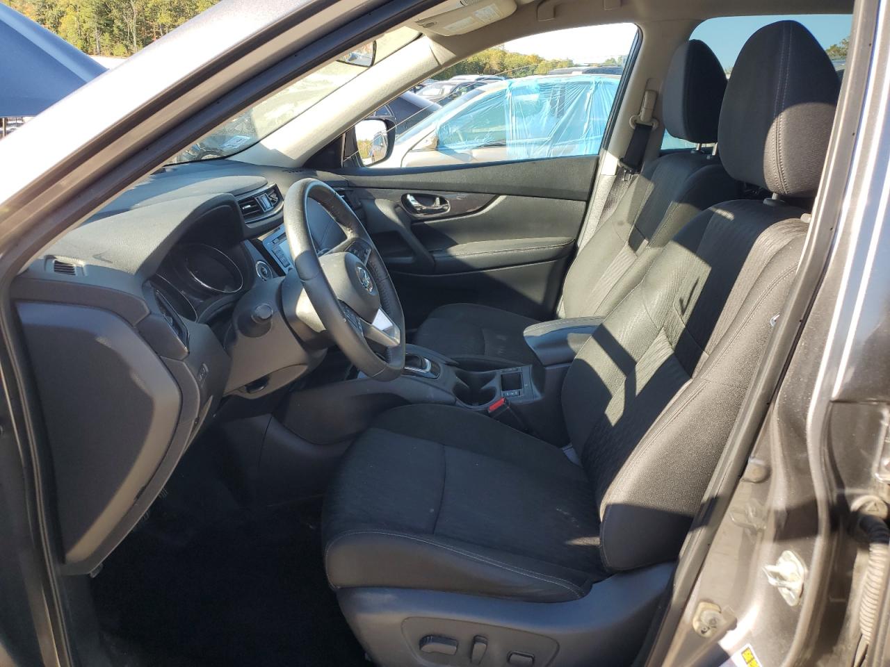 2019 Nissan Rogue S VIN: KNMAT2MV2KP544216 Lot: 84739665