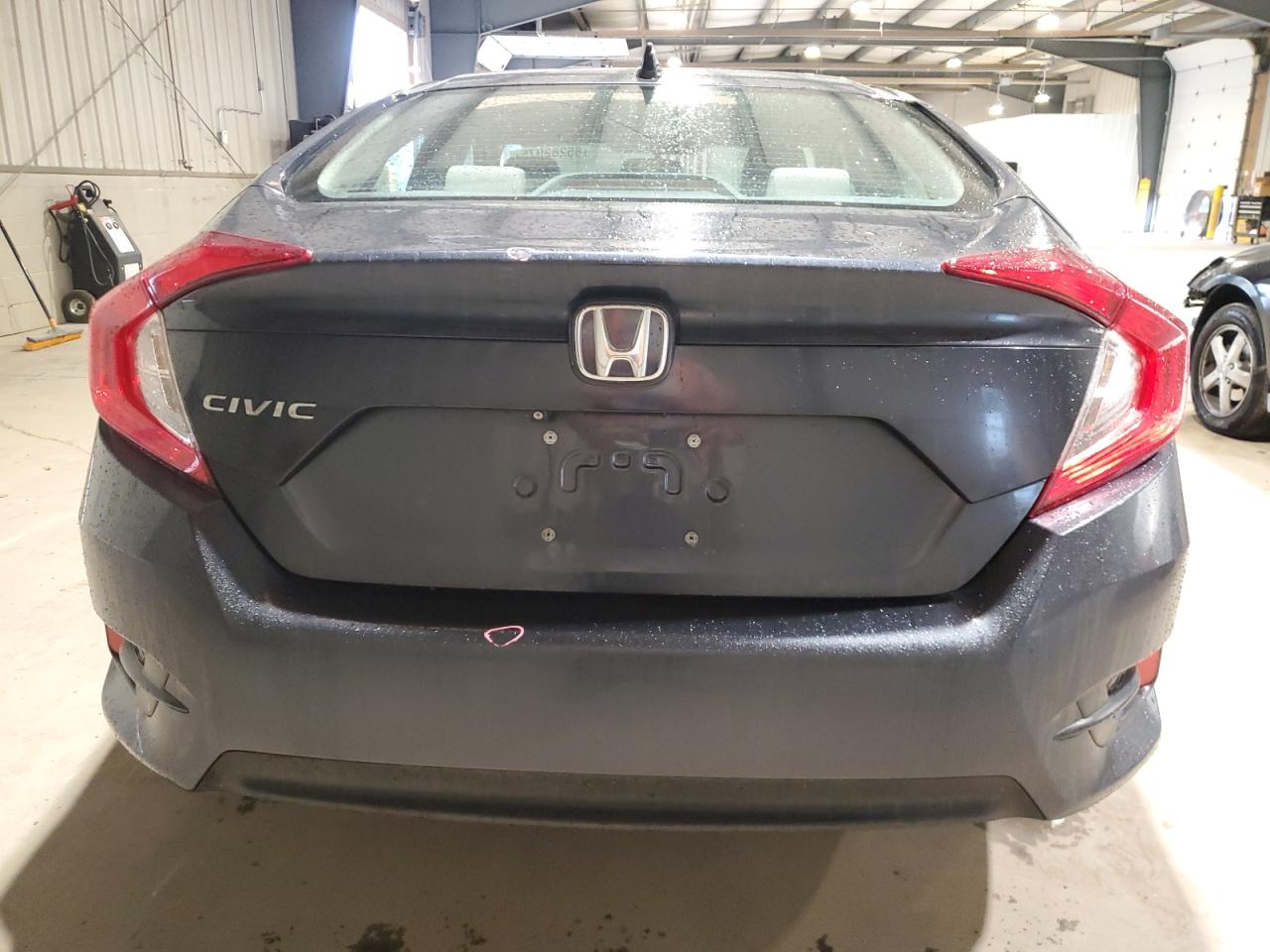 2018 Honda Civic Ex VIN: 2HGFC2F84JH598442 Lot: 85282075