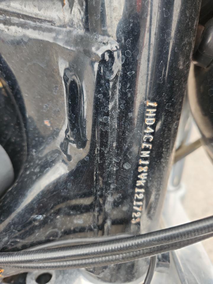 2000 Harley-Davidson Xl883 Hugger VIN: 1HD4CEM18YK121723 Lot: 86535245