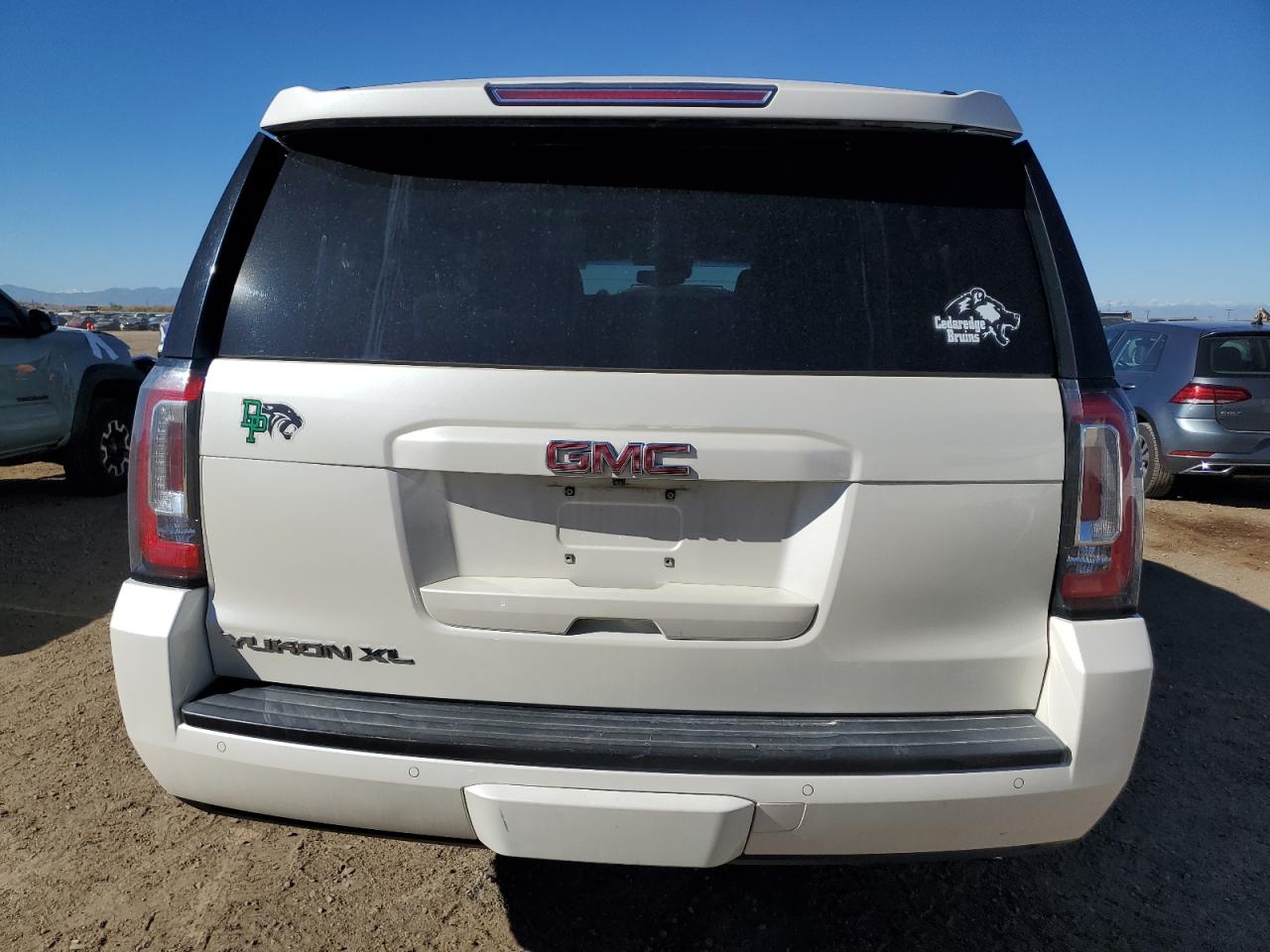 2015 GMC Yukon Xl K1500 Slt VIN: 1GKS2HKC0FR634099 Lot: 89502365