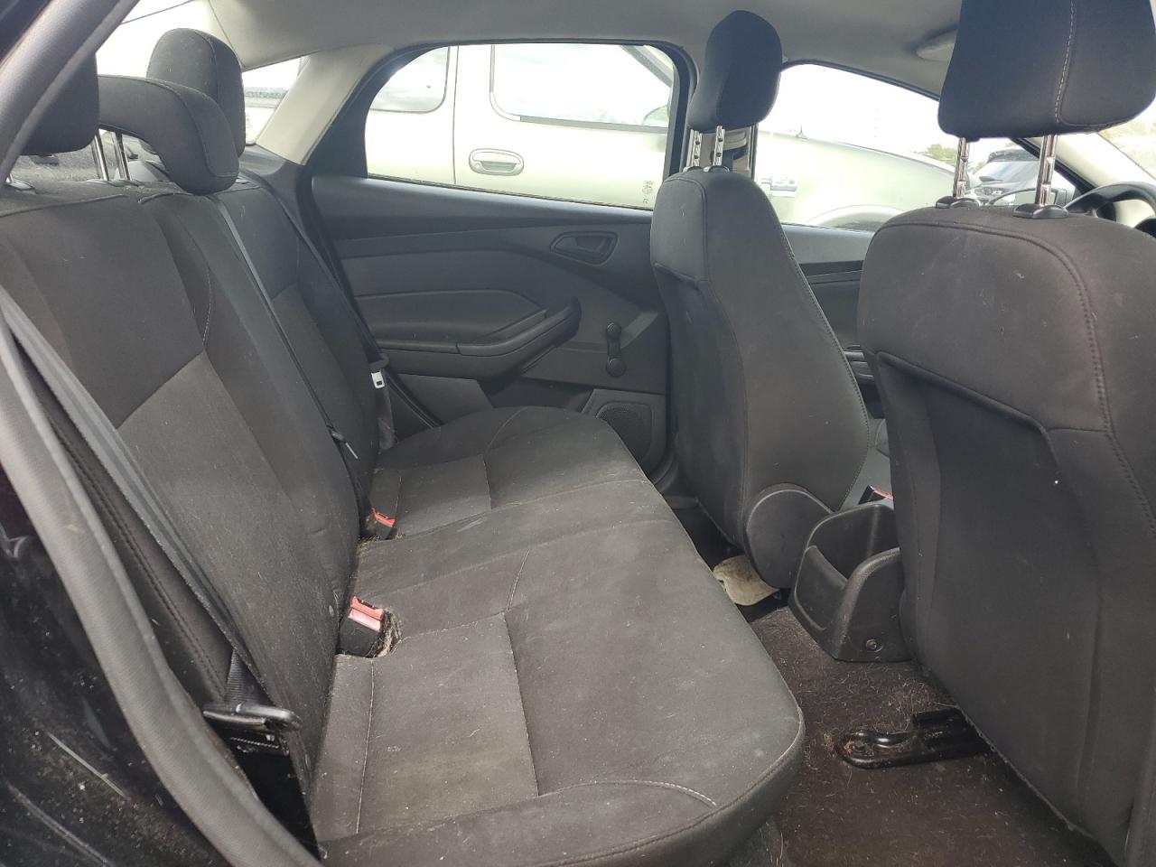 2016 Ford Focus S VIN: 1FADP3E29GL334955 Lot: 86219765