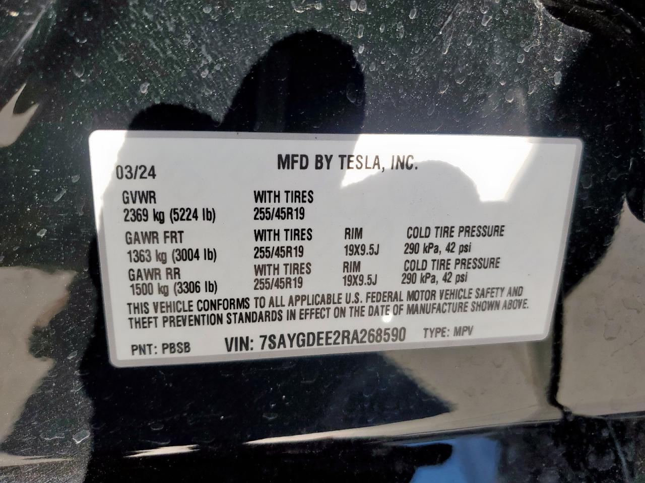 2024 Tesla Model Y VIN: 7SAYGDEE2RA268590 Lot: 90385865