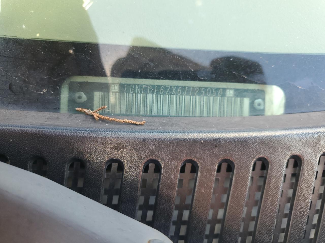 2006 Chevrolet Suburban C1500 VIN: 1GNEC16ZX6J125056 Lot: 81976985