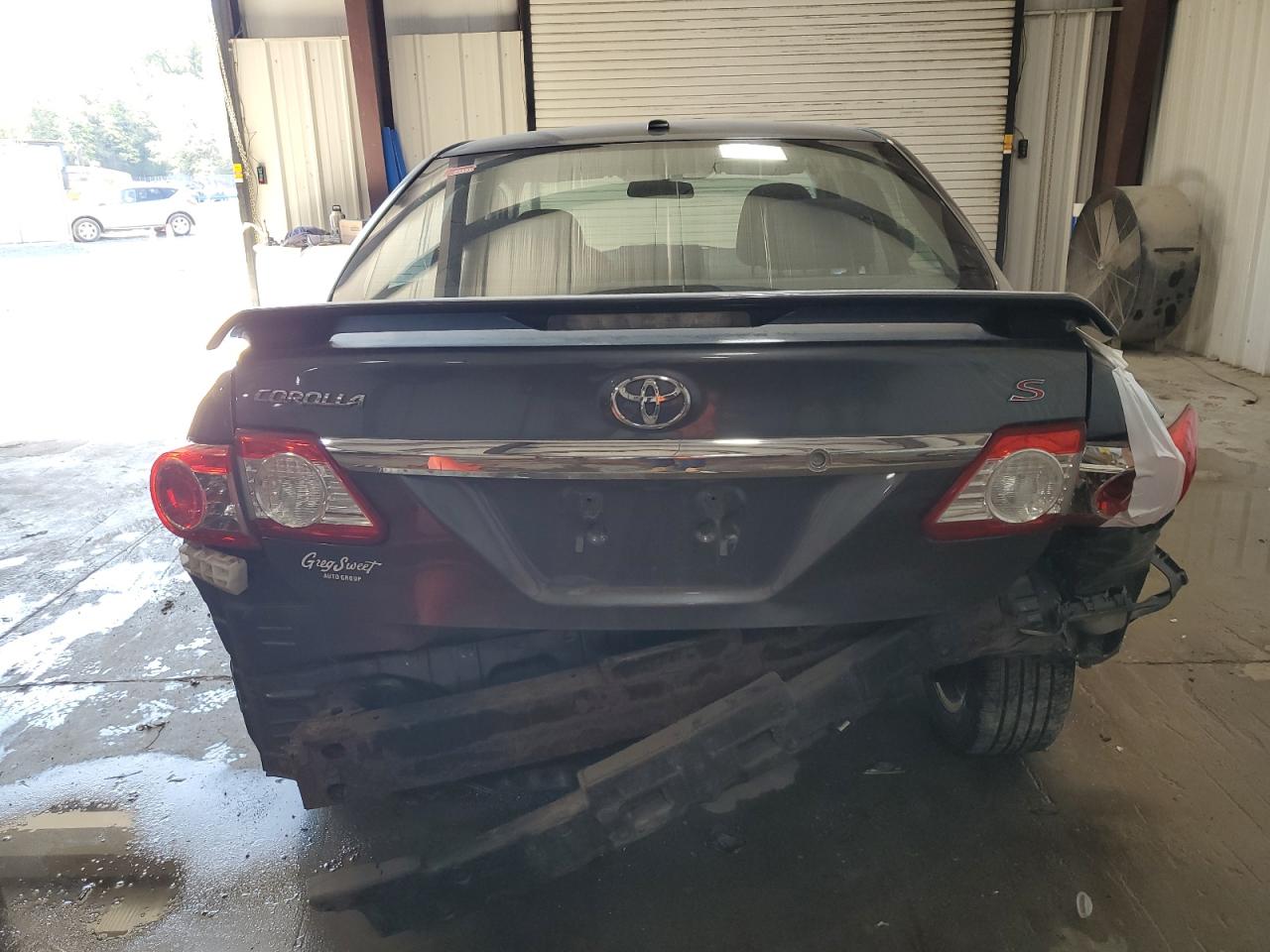 2011 Toyota Corolla Base VIN: 2T1BU4EE3BC725013 Lot: 84864895