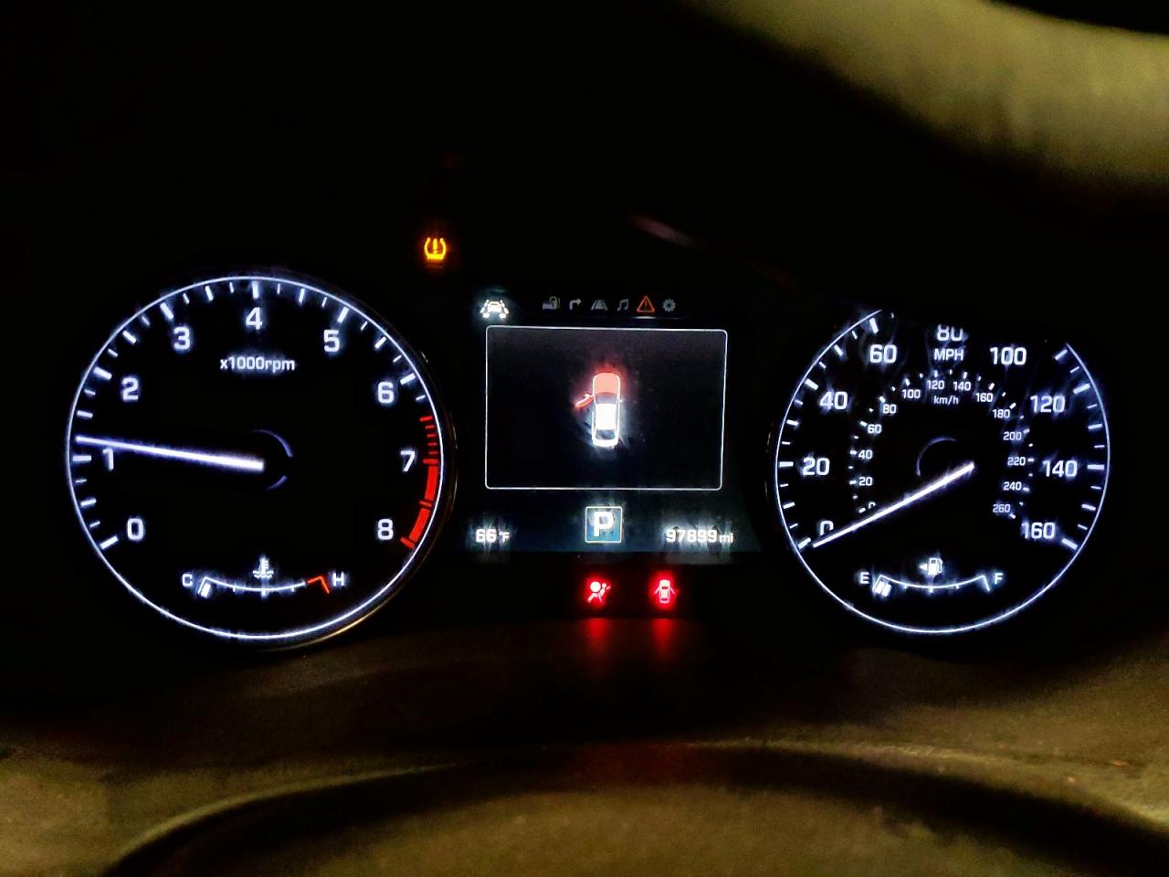 2015 Hyundai Genesis 3.8L VIN: KMHGN4JE5FU070656 Lot: 85705475