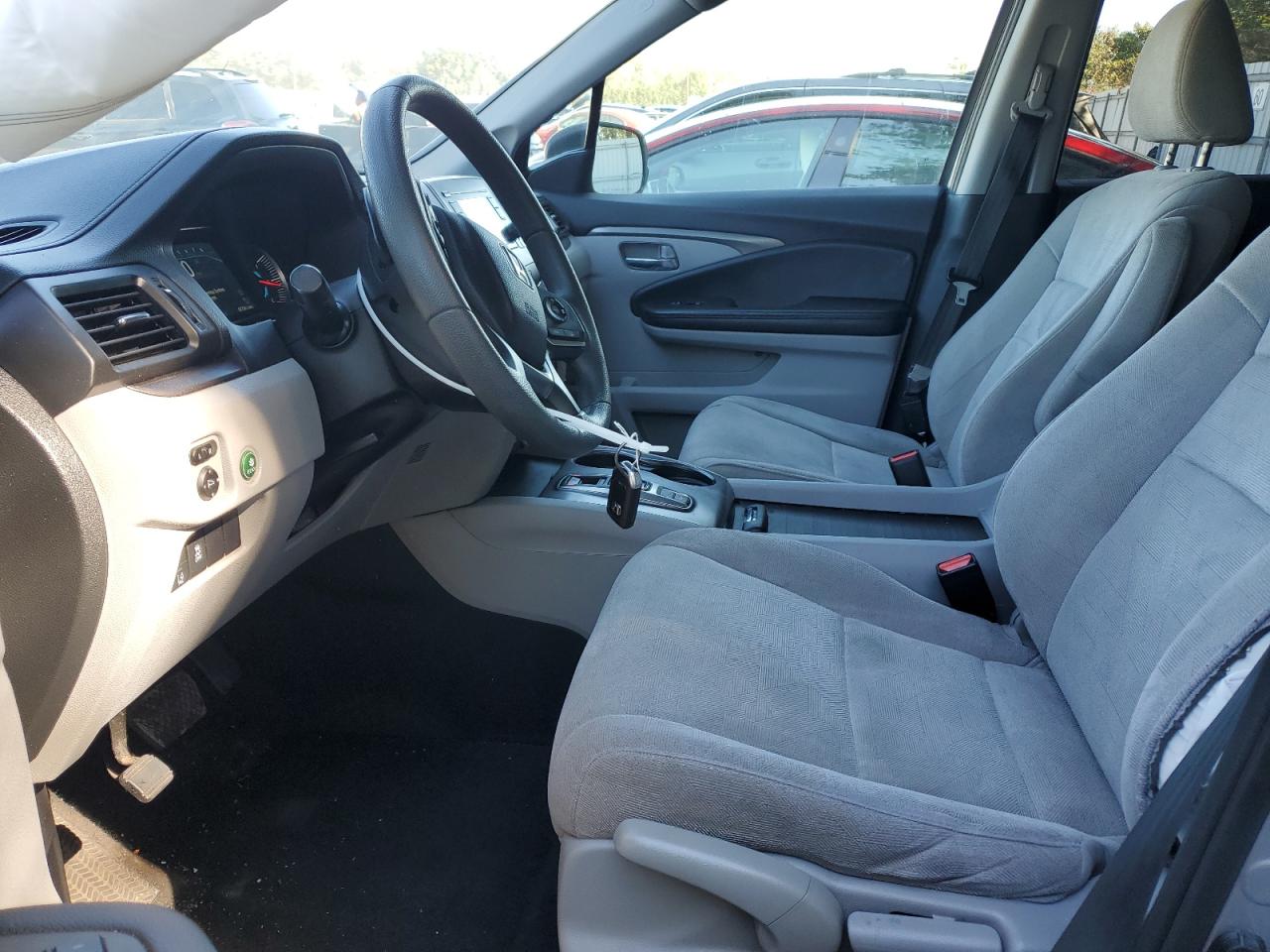 2021 Honda Pilot Lx VIN: 5FNYF6H13MB020607 Lot: 84836685