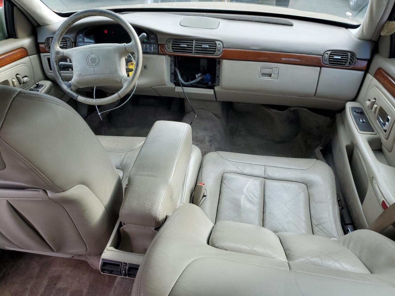 1997 Cadillac Deville Delegance VIN: 1G6KE54Y8VU255537 Lot: 81919035