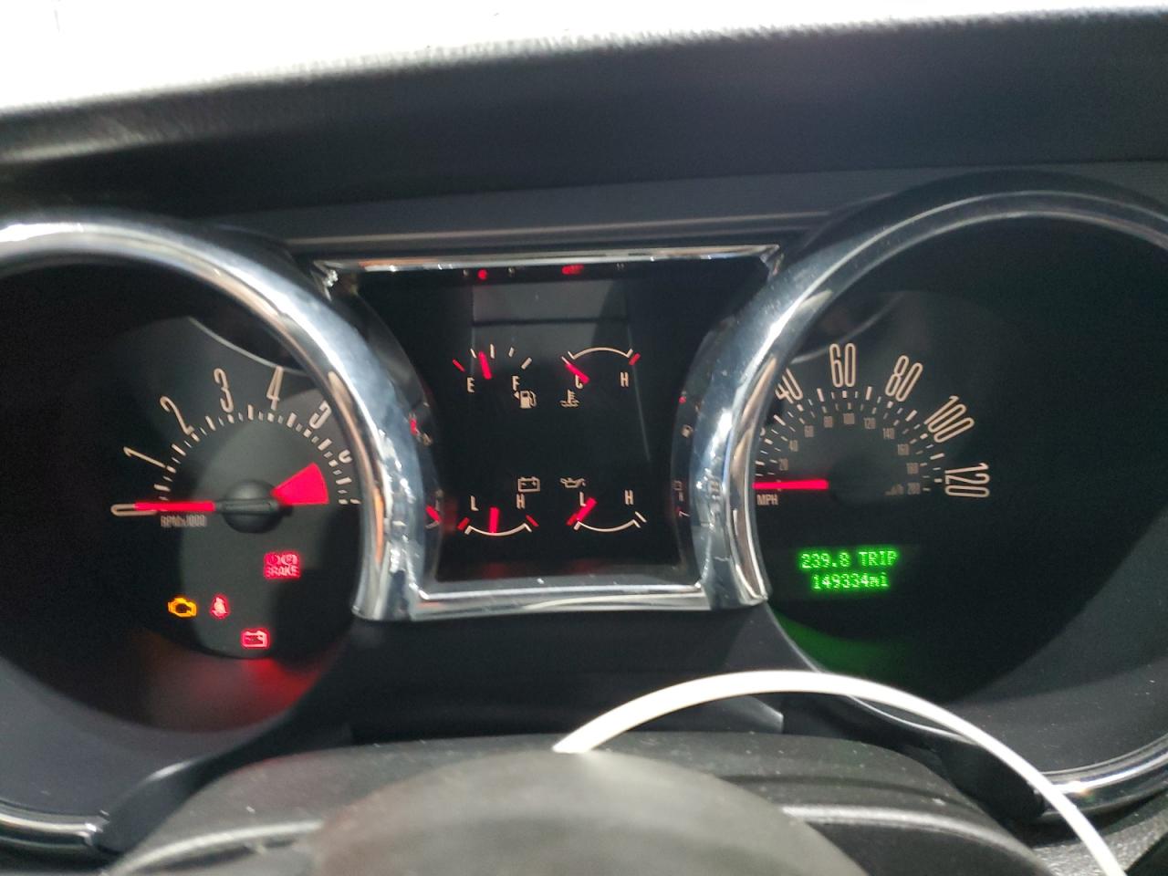 2005 Ford Mustang VIN: 1ZVFT84NX55227418 Lot: 84975425