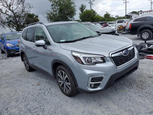  SUBARU FORESTER 2019 Серебристый