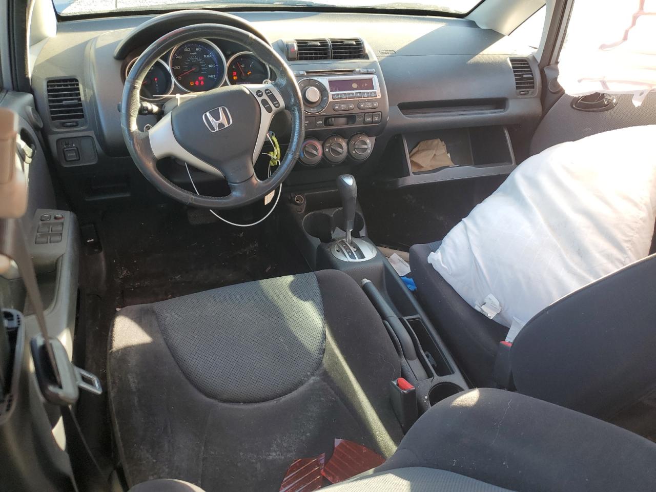 2008 Honda Fit Sport VIN: JHMGD38618S030071 Lot: 81913655