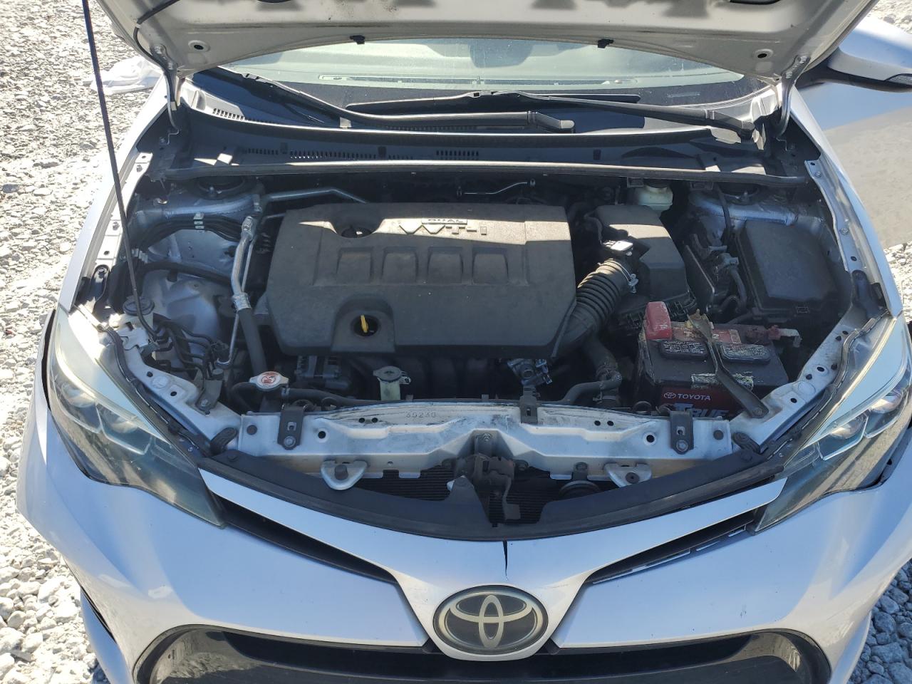 2018 Toyota Corolla L VIN: 5YFBURHE4JP760604 Lot: 85133075