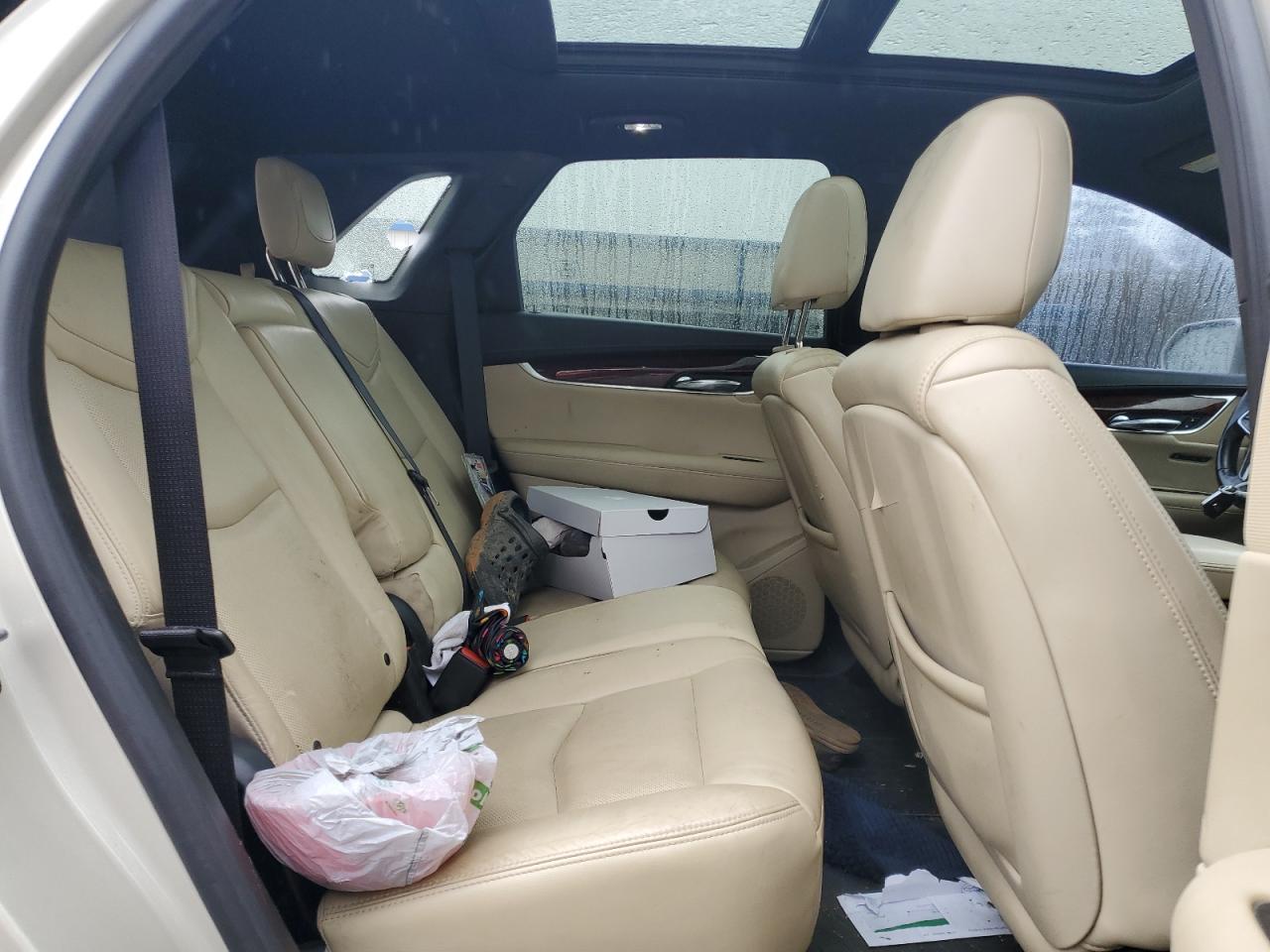 2017 Cadillac Xt5 Luxury VIN: 1GYKNDRS8HZ133645 Lot: 82728565